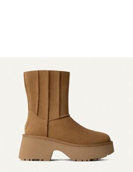 Botas UGG Classic New Heights camel