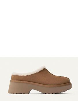 Zuecos UGG New Heights Cozy camel