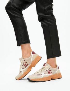 Zapatillas Lola Casademunt logo beige