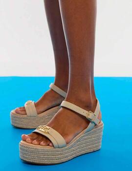 Sandalias Lola Casademunt cuña